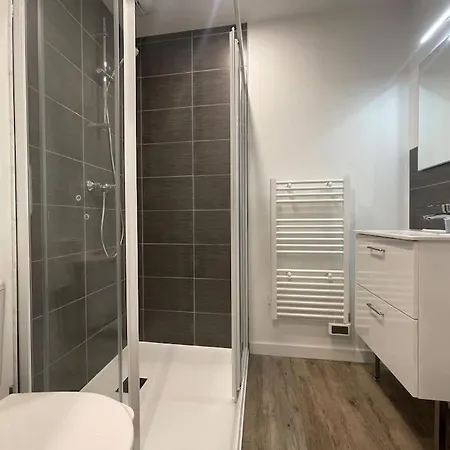 Studio De L'est N°1 شقة